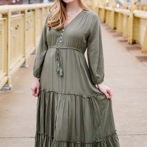Women’s Petal and Pup Long Sleeve Maxi Dress, Size L, Sage Green